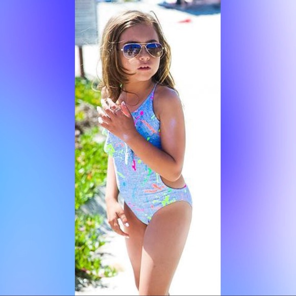 NWT PilyQ Girls Splatter Paint One-Piece Swimsuit - Picture 2 of 3